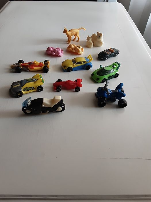 Продаются  киндер-игрушки