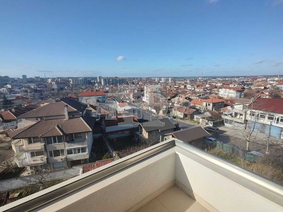 Продава се Двустаен апартамент в Добрич, Христо Ботев - 102 кв.м за 515 €/кв.м - Снимка #4