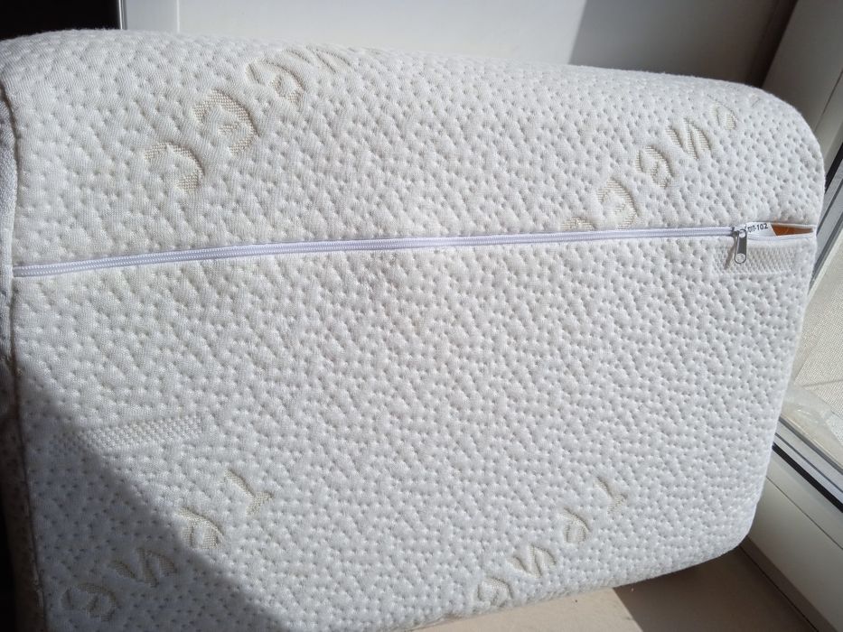 Подушка ортопедическая