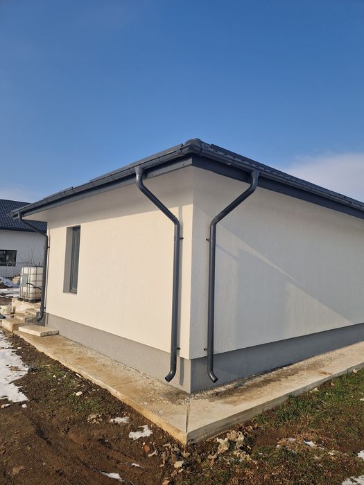 Casă parter 3 dormitoare la cheie Dragomirești Vale