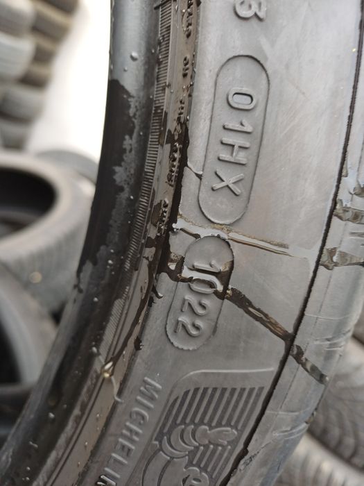 Гуми 245/35/19 Мишелин