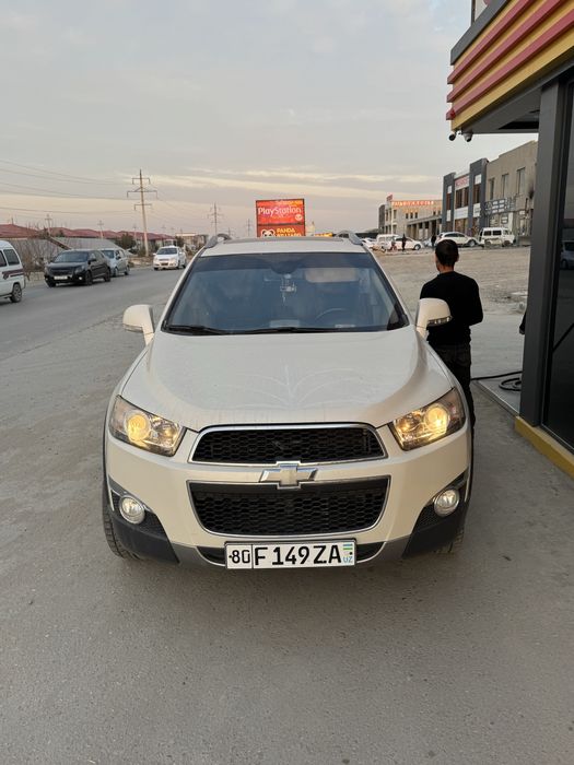 Captiva 2 sotiladi obmen onix ga