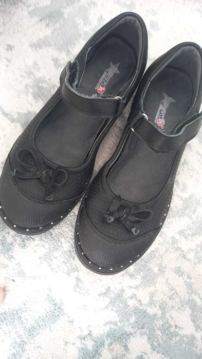 Обувь детская женская 34 размер