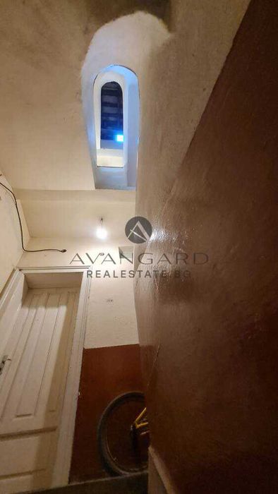 Продава се Къща в Пловдив, Център - 308 кв.м за 1822 €/кв.м - Снимка #5