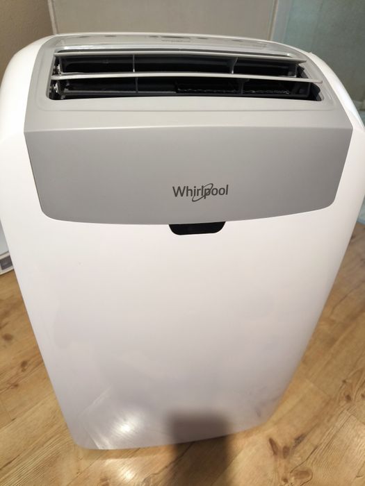 Мобилен КЛИМАТИК Whirlpool PACW212CO. 12000 BTU. ПРЕНОСИМ. КЛАС A.