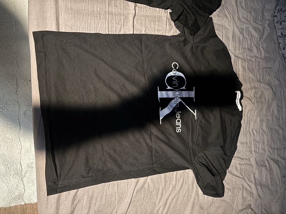 Тениски размер L slim fit