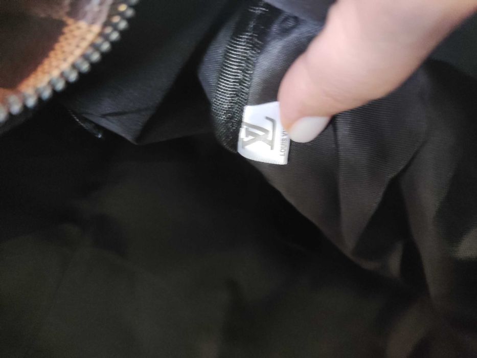 In stoc voiaj, geanta sport piele Louis Vuitton 1109.12