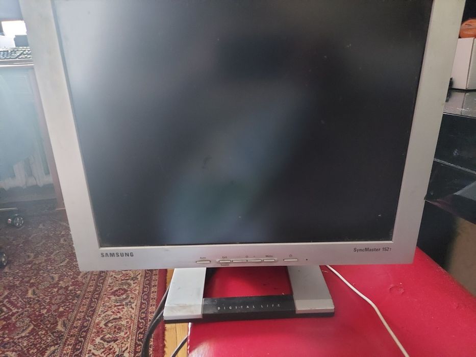 Монитор samsung 15"