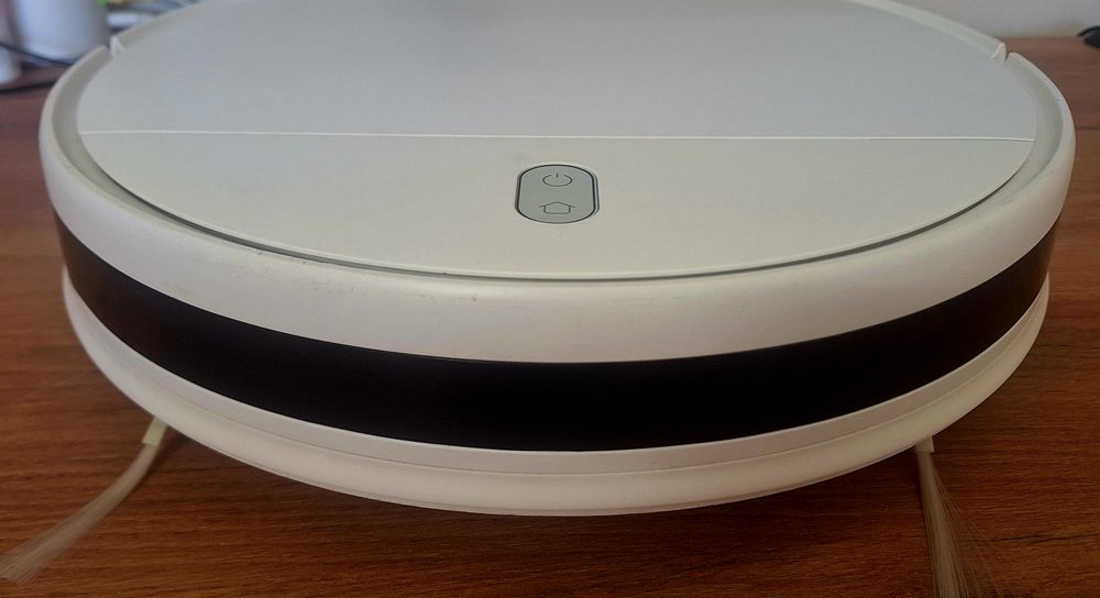 Робот за почистване прахосмукачка Xaiomi Mi Robot Vacuum mob essential