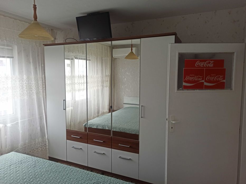 Дава се под наем Двустаен апартамент в Бургас, Зорница - 60 кв.м за 357 € - Снимка #3