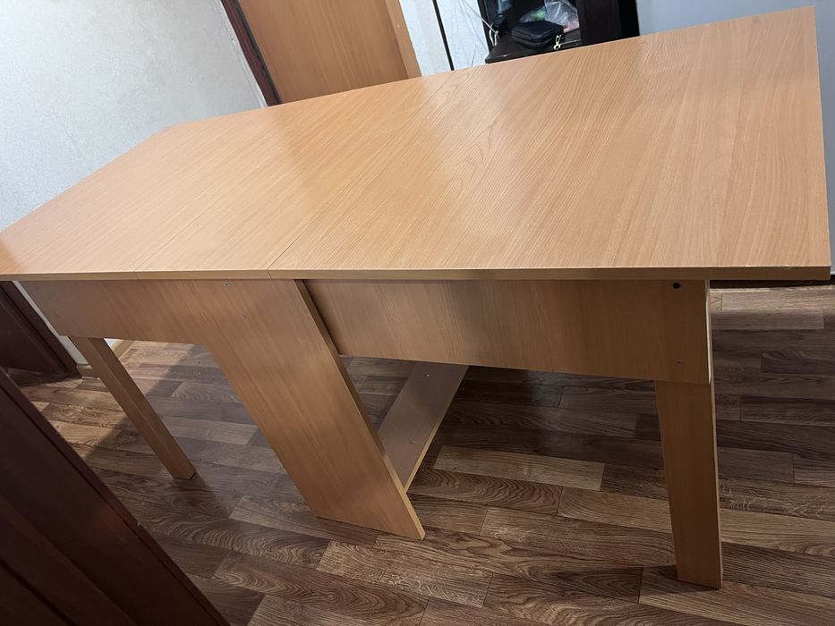 Продам стол книжка, самовывоз
