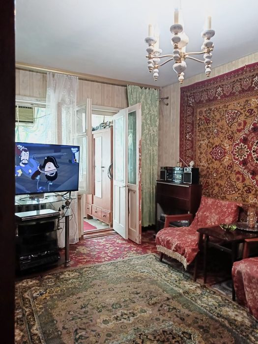 2 комнатная квартира 60² территориально "Шодлик","Искра".