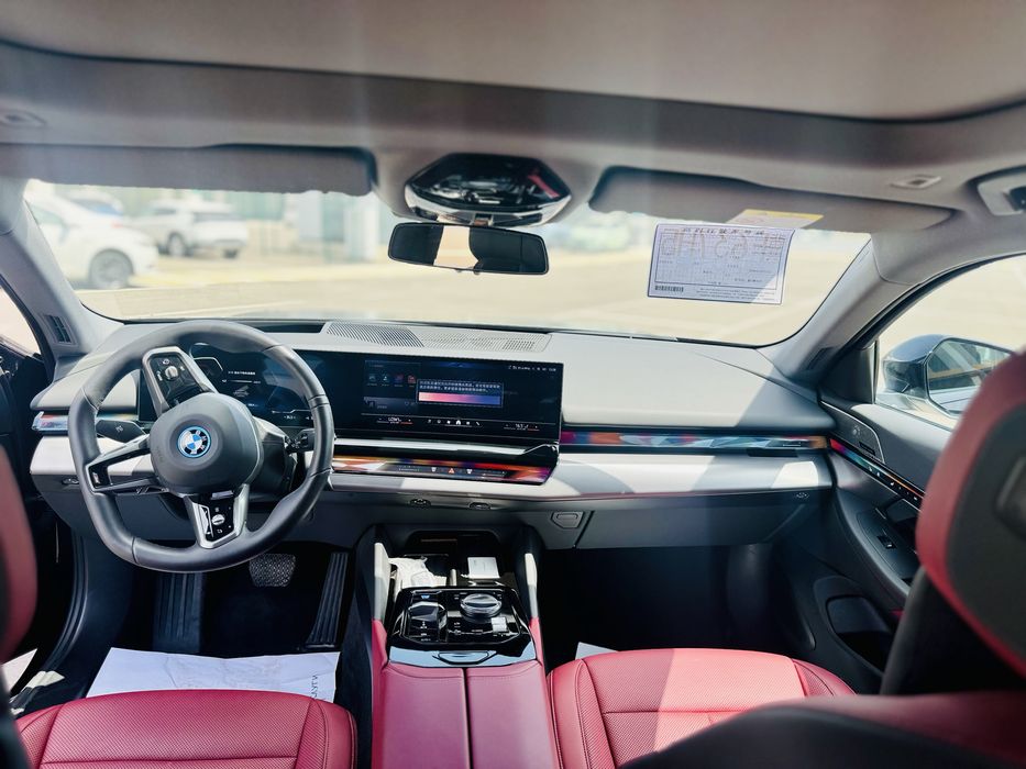 BMW I 5 40 L full