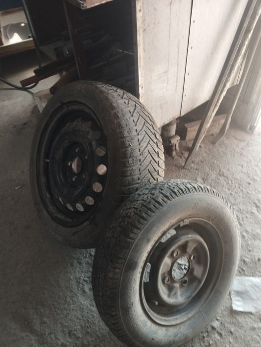 Продам запаски на мерс,дамас