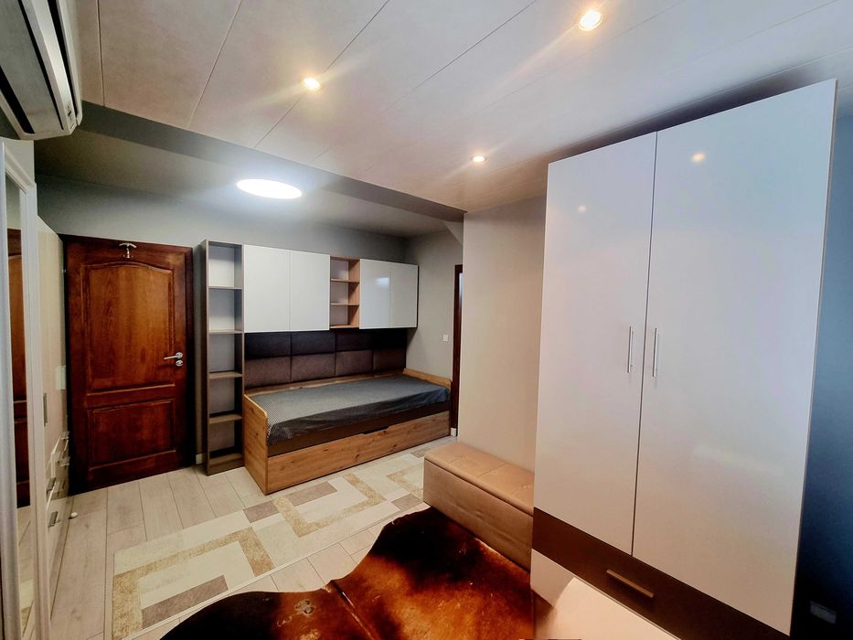 Продава - 3 стаен в кв. Лозенец