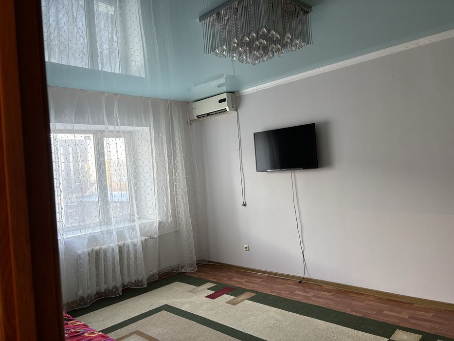 Сдам 1 ком в 5 микр 100000+ком.услуги