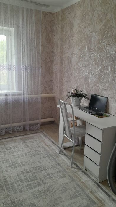 Продам большой дом, 5 комнат. Газ.
