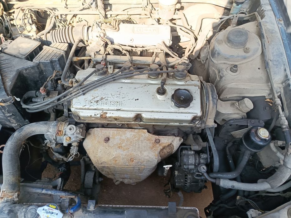 Мотор коробка Мицубиси 2 литра