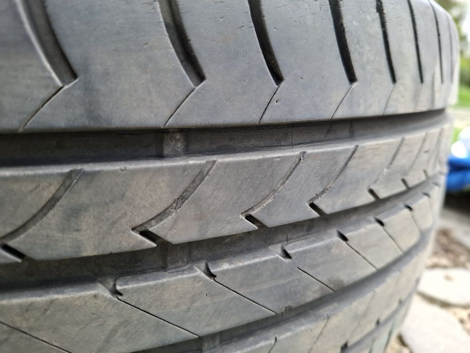 Anvelopa vara Goodyear 215 40 17