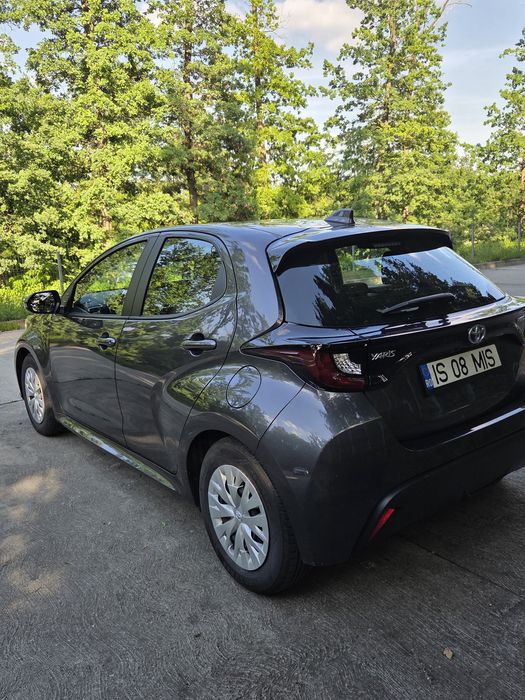 Toyota yaris istoric complet