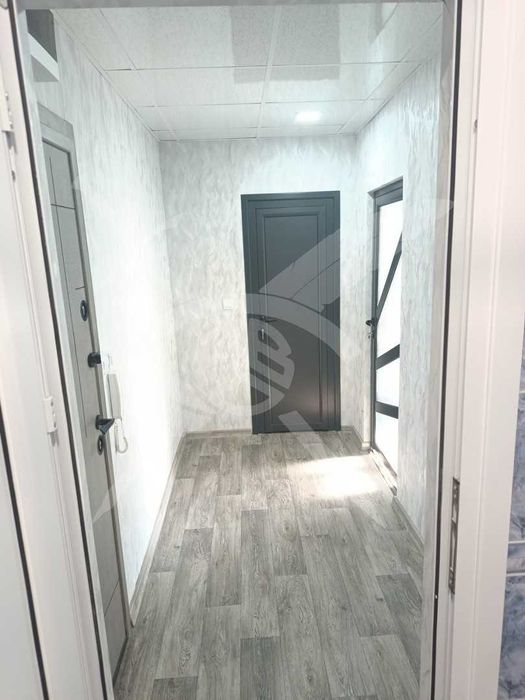 Дава се под наем Двустаен апартамент в София, Зона Б-18 - 65 кв.м за 598.23 € - Снимка #3