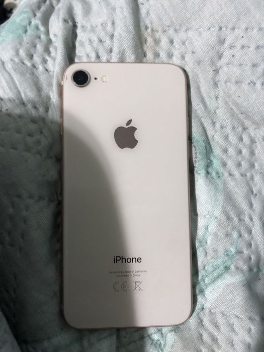 Iphone 8 есть торг