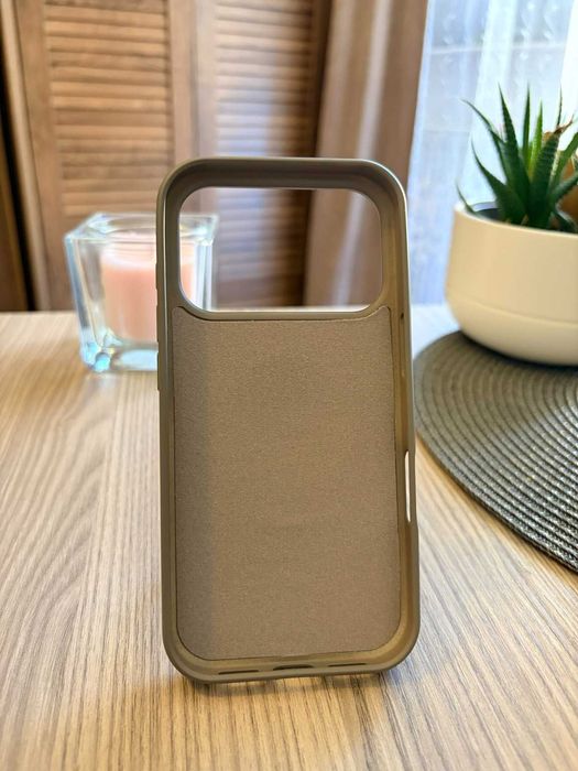 Husă iPhone 17 Pro / 18 Pro, 17 Pro Max / 18 Pro Max,de culoare