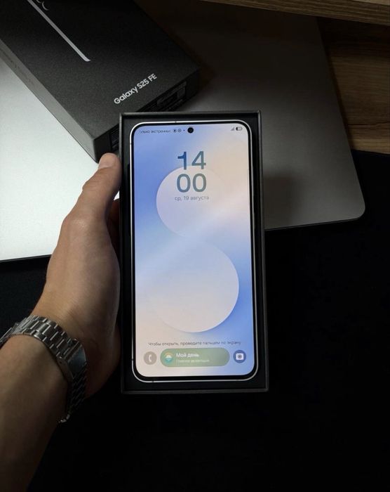 Продам samsung s25 fe новый