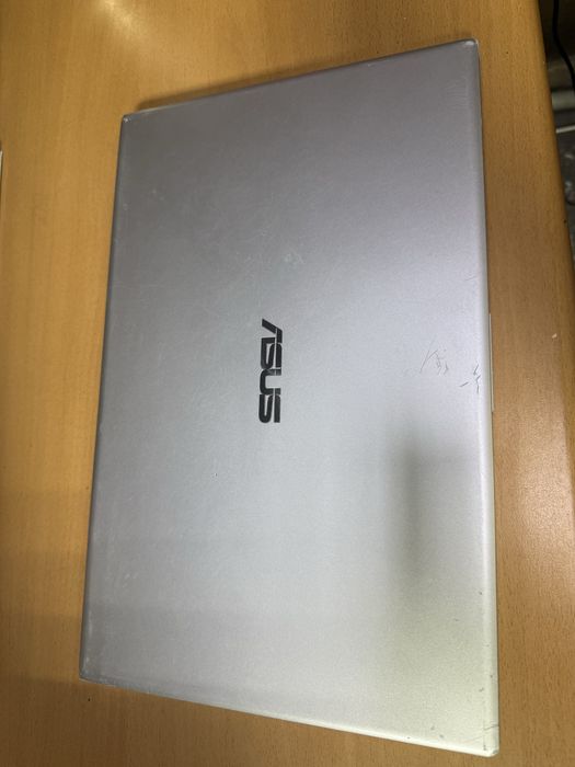 Asus vivobook 15
