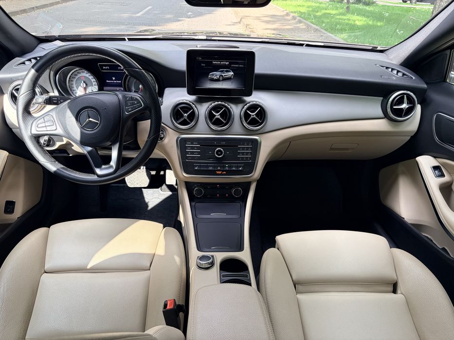 Mercedes GLA  180 benzina