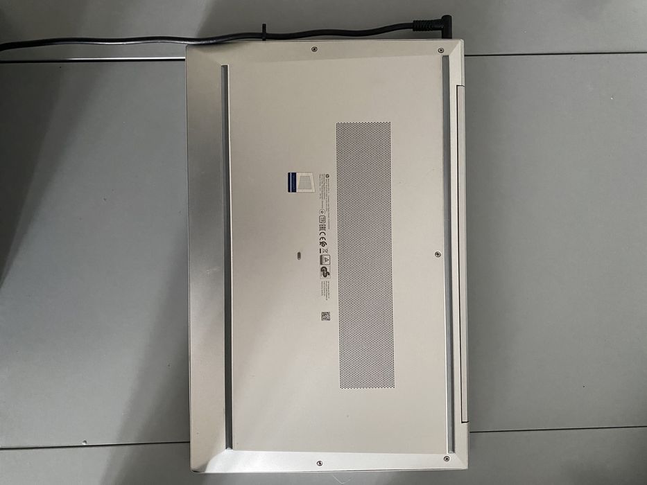 ноутбук hp  elitebook 855g7