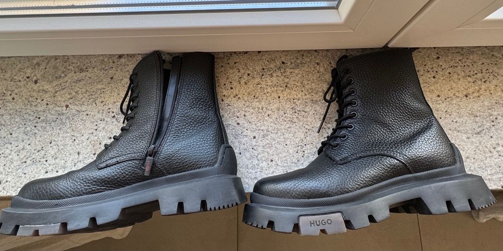ghete din piele HUGO