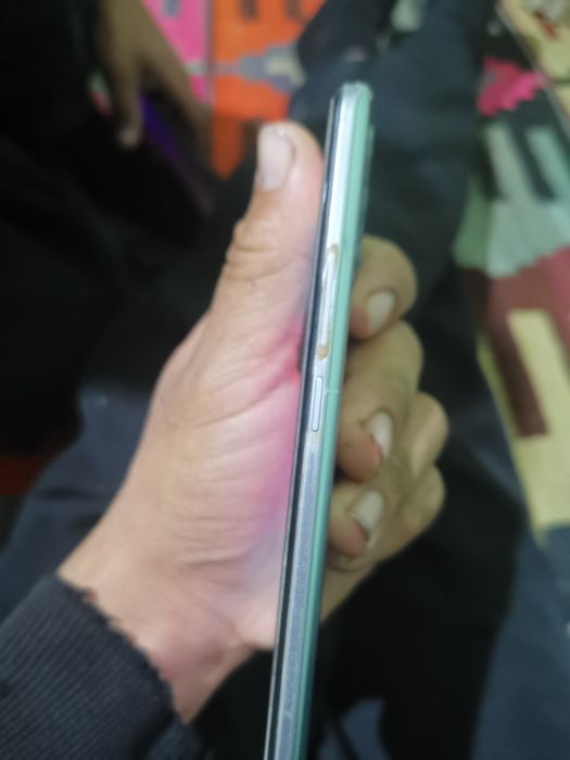 Гealme 8 6+128 Гб пул зарур