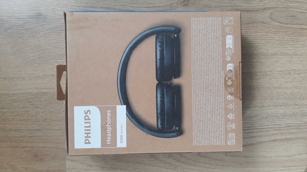 Слушалки Philips нови