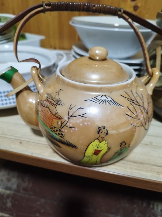 Чайник, захарница Япония