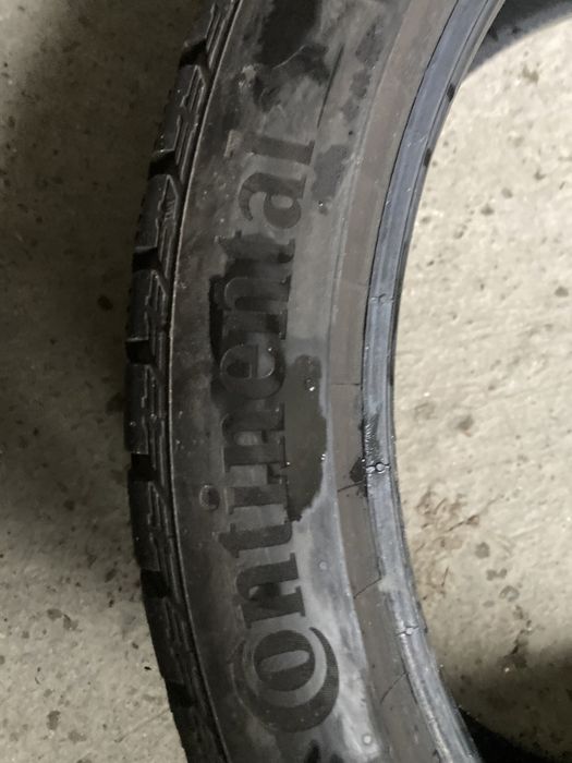 Vând set 4 buc Continental, 8 mm 245/40 R 21 Dot 2022
