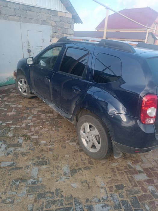 Продам рено дастер