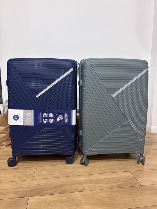 Продам чемодан противоударный