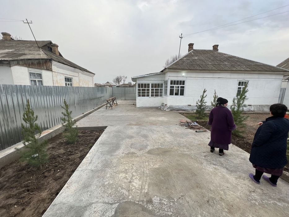 Уй сотилади 13 тотых