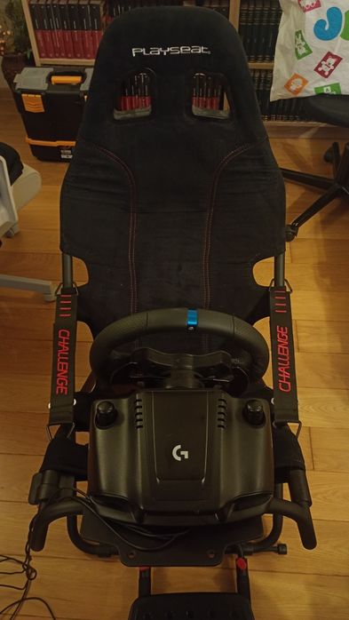 Volan Logitech g923 cu playseat