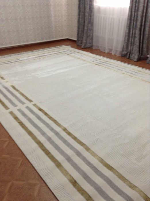 Кілем новый сатылады