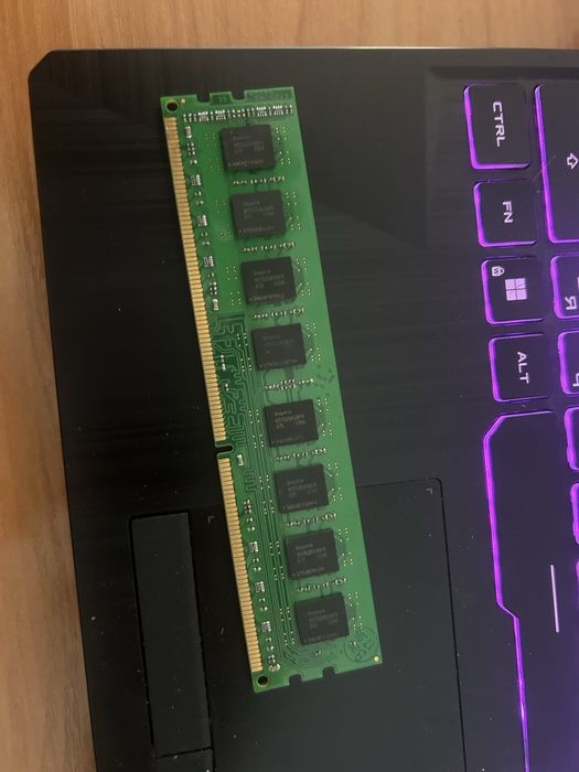 Dd3 4gb 1333ghz срочно