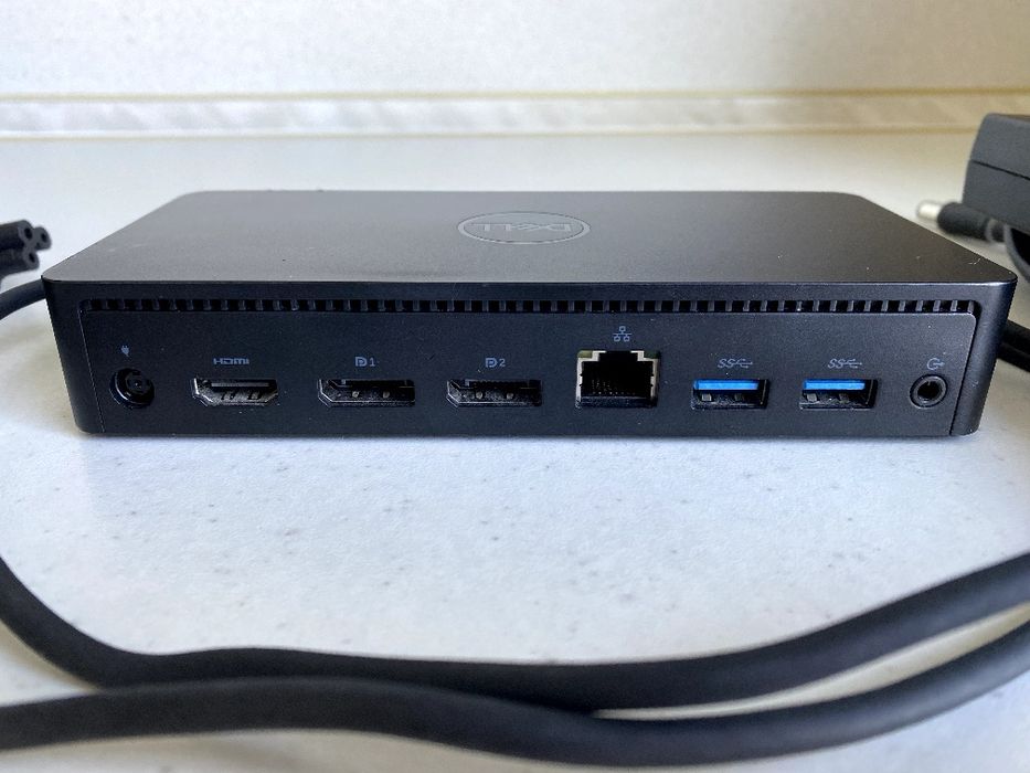 Докинг станция Dell Universal Dock D6000 + 130W Зарядно | USB-C / USB 3.0 | 3x 4K Display