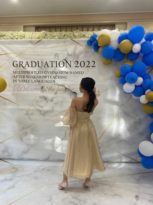 Продам выпускное/вечернее платье