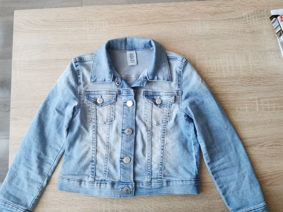 Geaca blugi  ( Denim), pentru fetite 6-7 ani și 7-8 ani