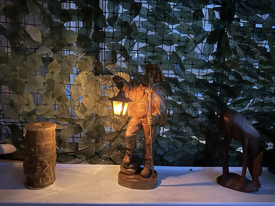 Proantic sculptura din lemn !