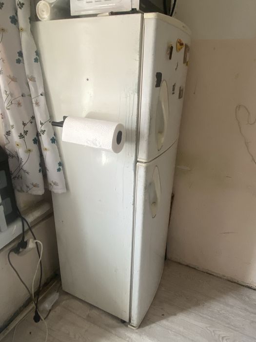 Холодидьник LG рабочий