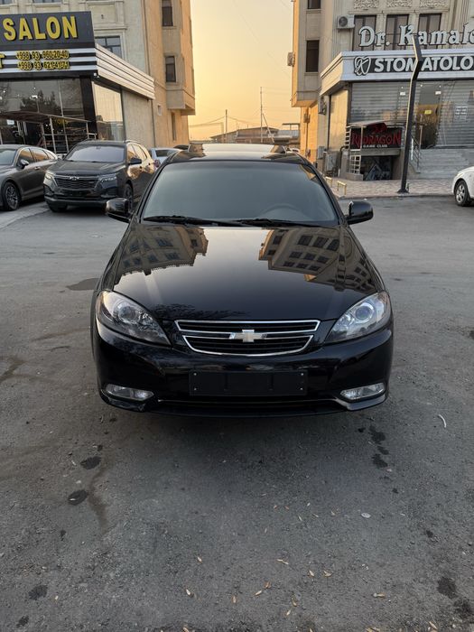 Gentra ideal holatdagisi