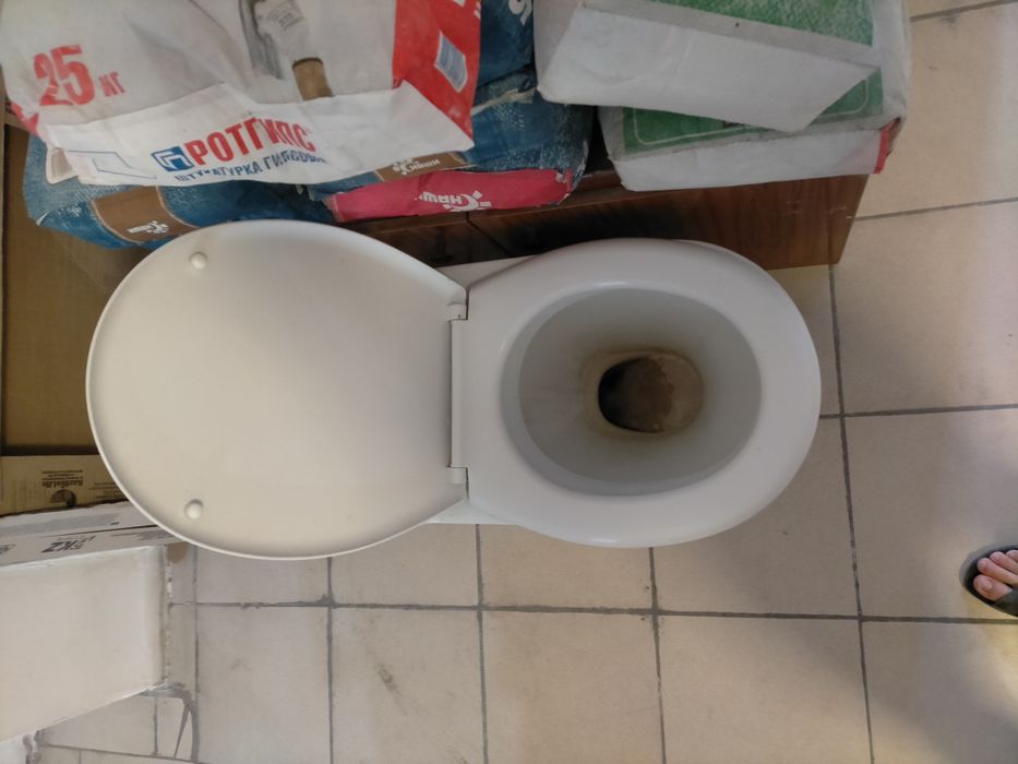 Унитаз для уборной