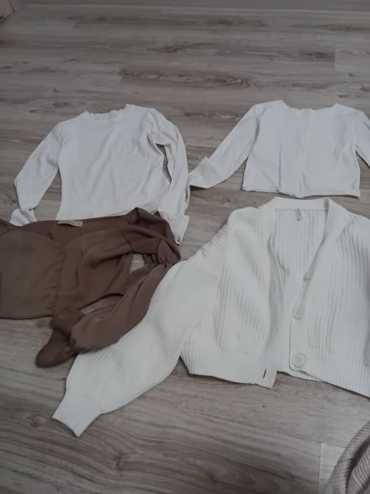 Продам вещи размер 42